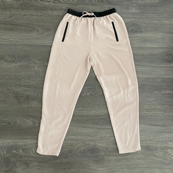 Dress pants - Picture 2 of 7